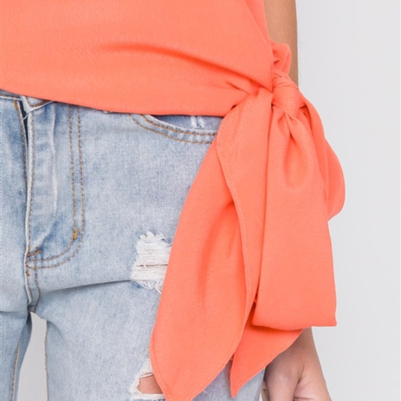 CLOSING Small New Tangerine V Neck Top - Picture 4 of 5